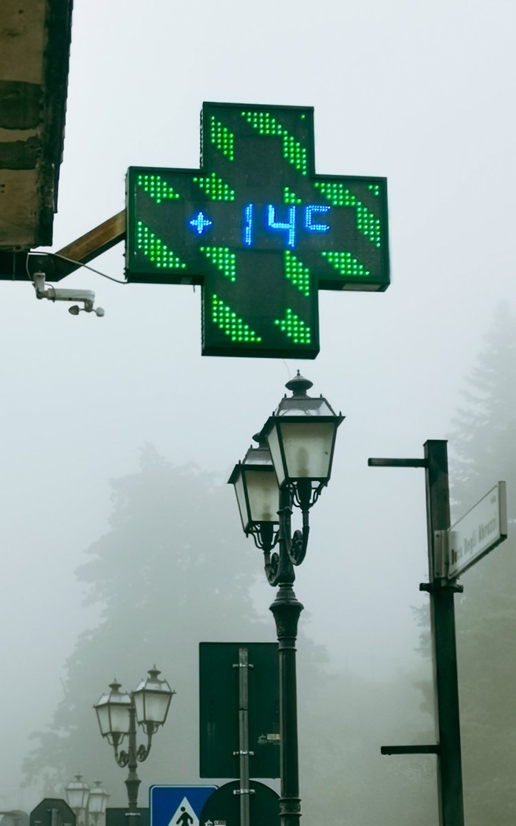 JoniBelaruski's tweet photo. Misty in the mountains of Italy #travelphotos https://t.co/BuqomXKQAr