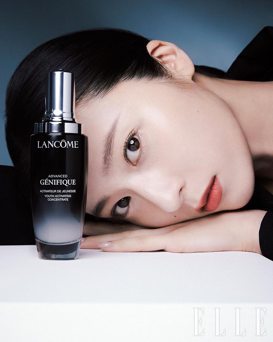 yojuici's tweet photo. RT @krystclass: #Krystal for Lancôme's Genifique serum

cr. Elle Korea
🔗 https://t.co/ebNdle6p7M

#KrystalxLancome #크리스탈 #정수정 https://t.co/GUtwUItTQ3