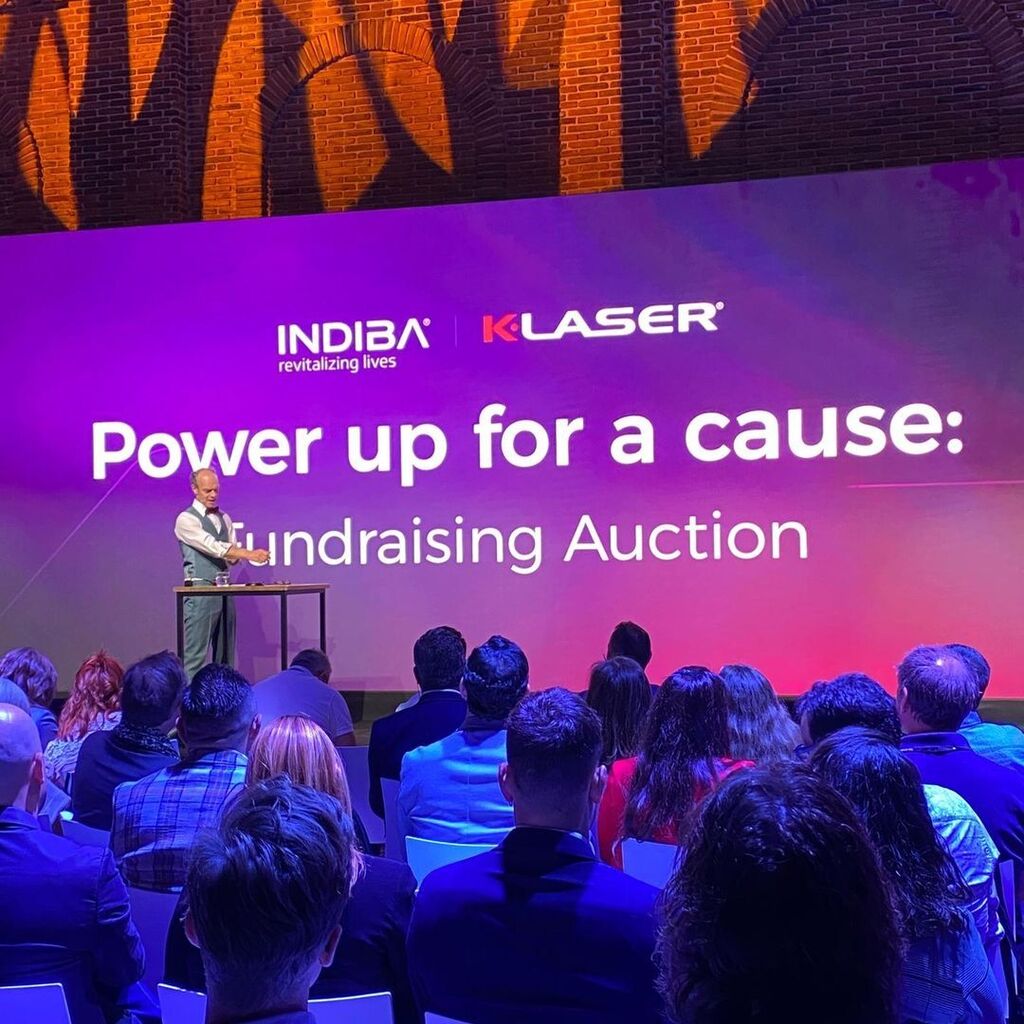 livecomnl's tweet image. Wat een mooi event was het vorige week voor @@indibadeepcare  Dank je wel @dutch_matters voor deze leuke opdracht!

#host #veilingmeester #livecommunicatie instagr.am/p/Crskf3PNrmM/