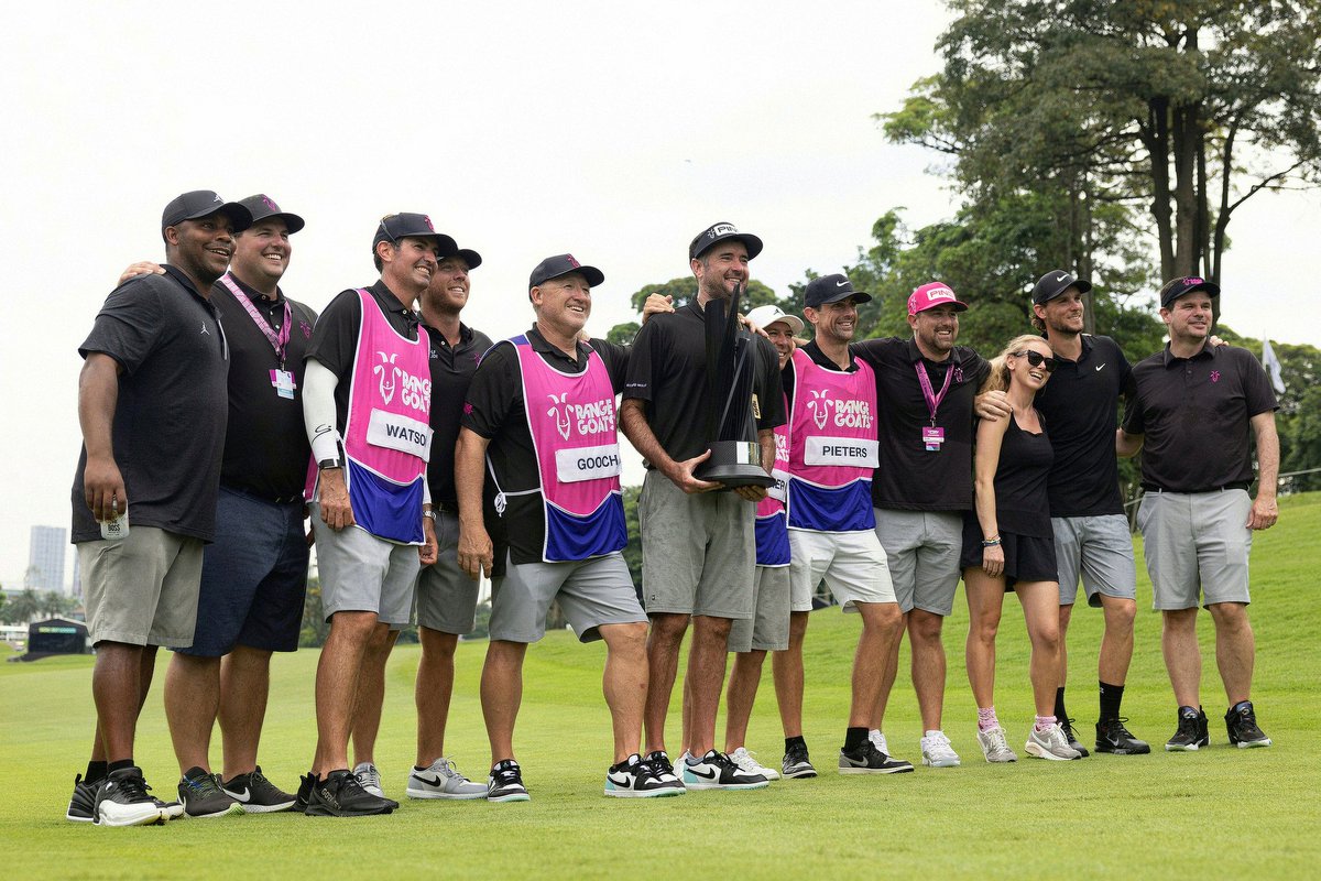 bubbawatson's tweet image. Some cool moments from yesterday! #RangeGoatsGC #livgolf #goatgang @livgolf_league