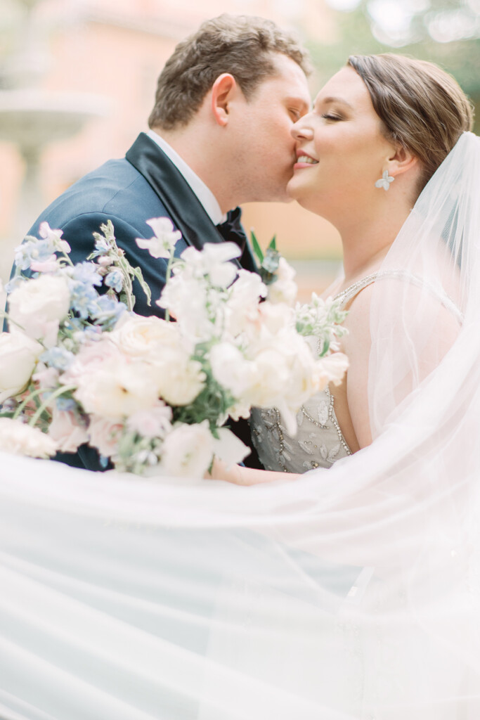 FamilyAidUK's tweet photo. Childhood Friends Turned Sweethearts Wed In a Community-Centric Day... https://t.co/dcDVET7Djo