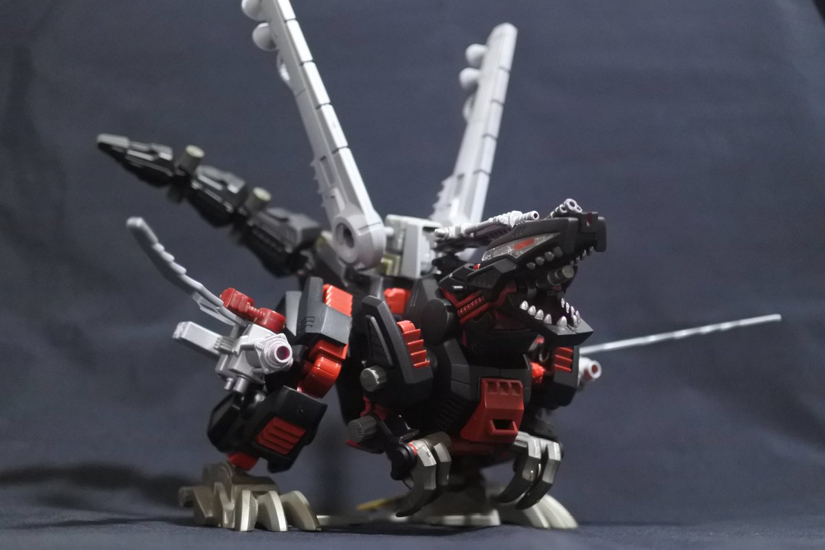 ゾイド作品諸々より、 プロトブレイカー ジェノザウラー レイヴン仕様