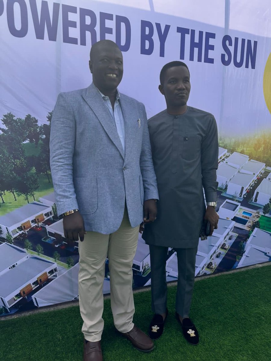 someguyyi's tweet image. Diverse group of realtors and industry leaders from across Africa will be at the #Unleashed4TakeOver2023 to share insights on how to drive the success of Nigeria’s business ecosystem.

This is holding on May 1st to 3rd, 2023, at The Balmoral Event Center in VI, Lagos.