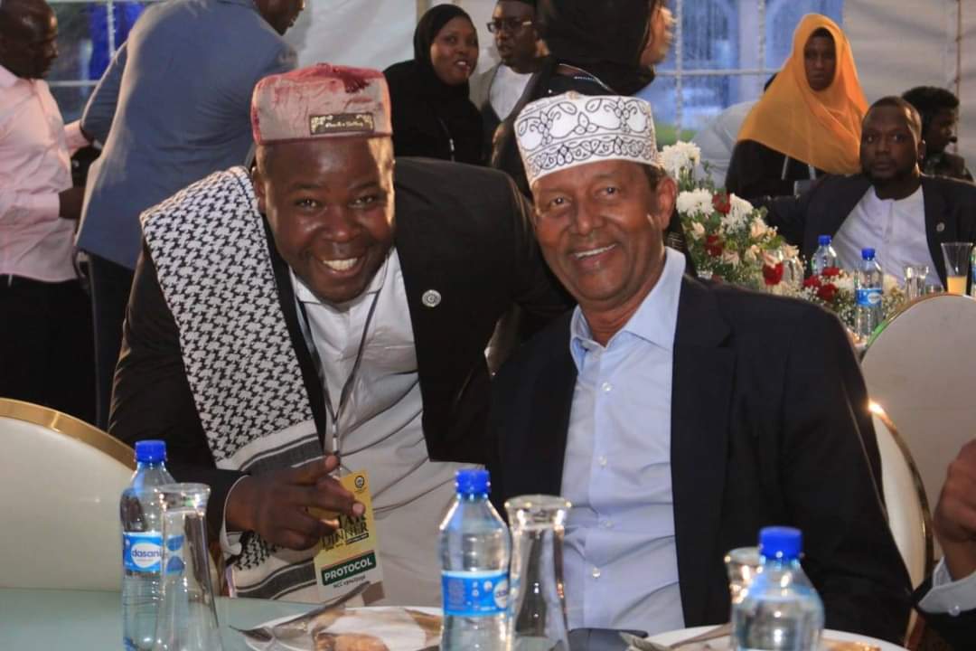 kamukunjivoice's tweet photo. When we try to find adjectives to describe @MPyusufhassan  quite a few come to mind;

Approachable
Present
Reachable
Visible

#MtumishiWaKamukunji https://t.co/m2uHgNGl9S