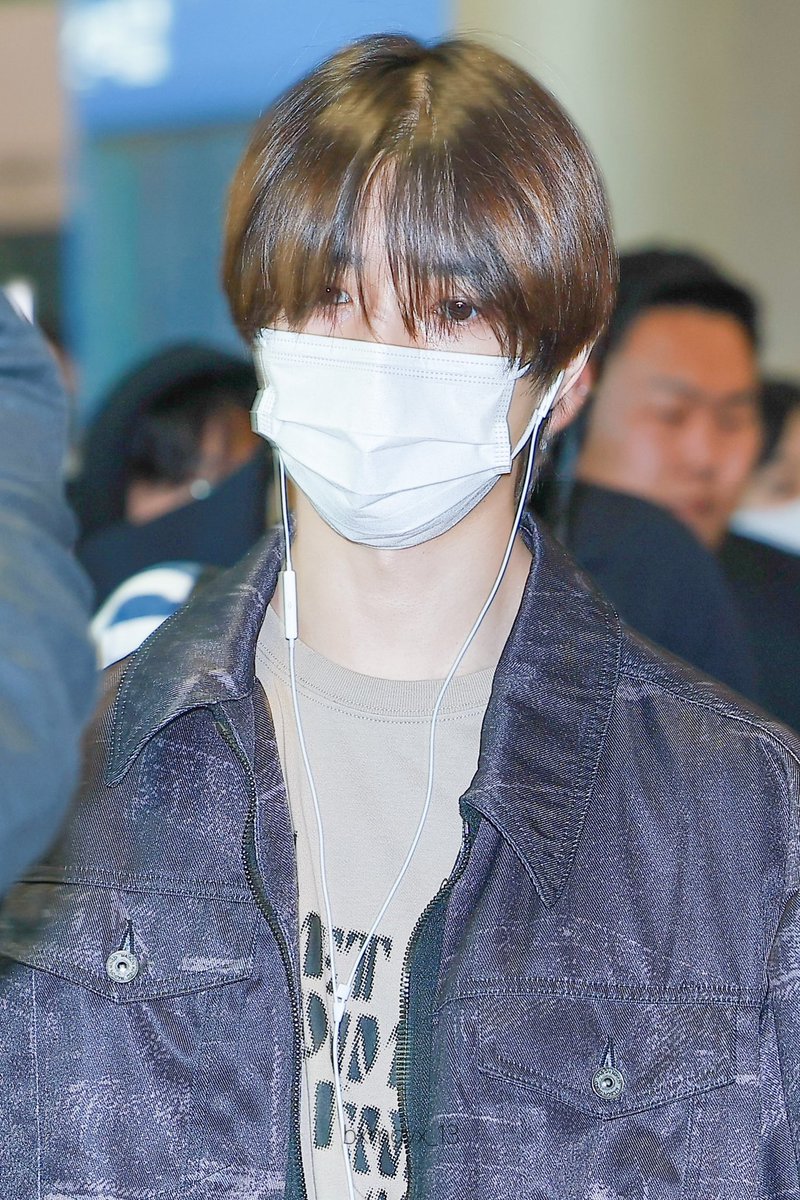 230501 ICN 입국

피곤해보여 . . 😮‍💨

#범규 #BEOMGYU
#투모로우바이투게더 #TXT <a href="/TXT_bighit/">TXT OFFICIAL</a>