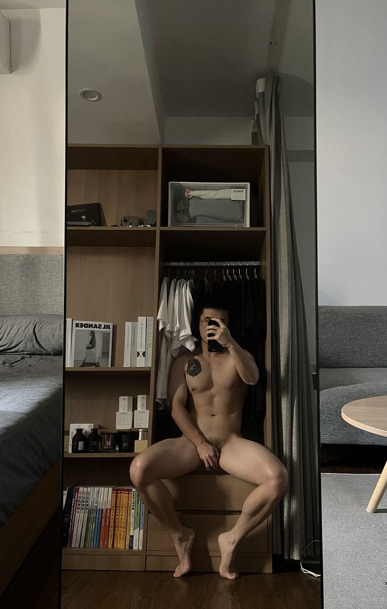 KyochiZ's tweet photo. After the chest workout https://t.co/A2wg0hWaBx