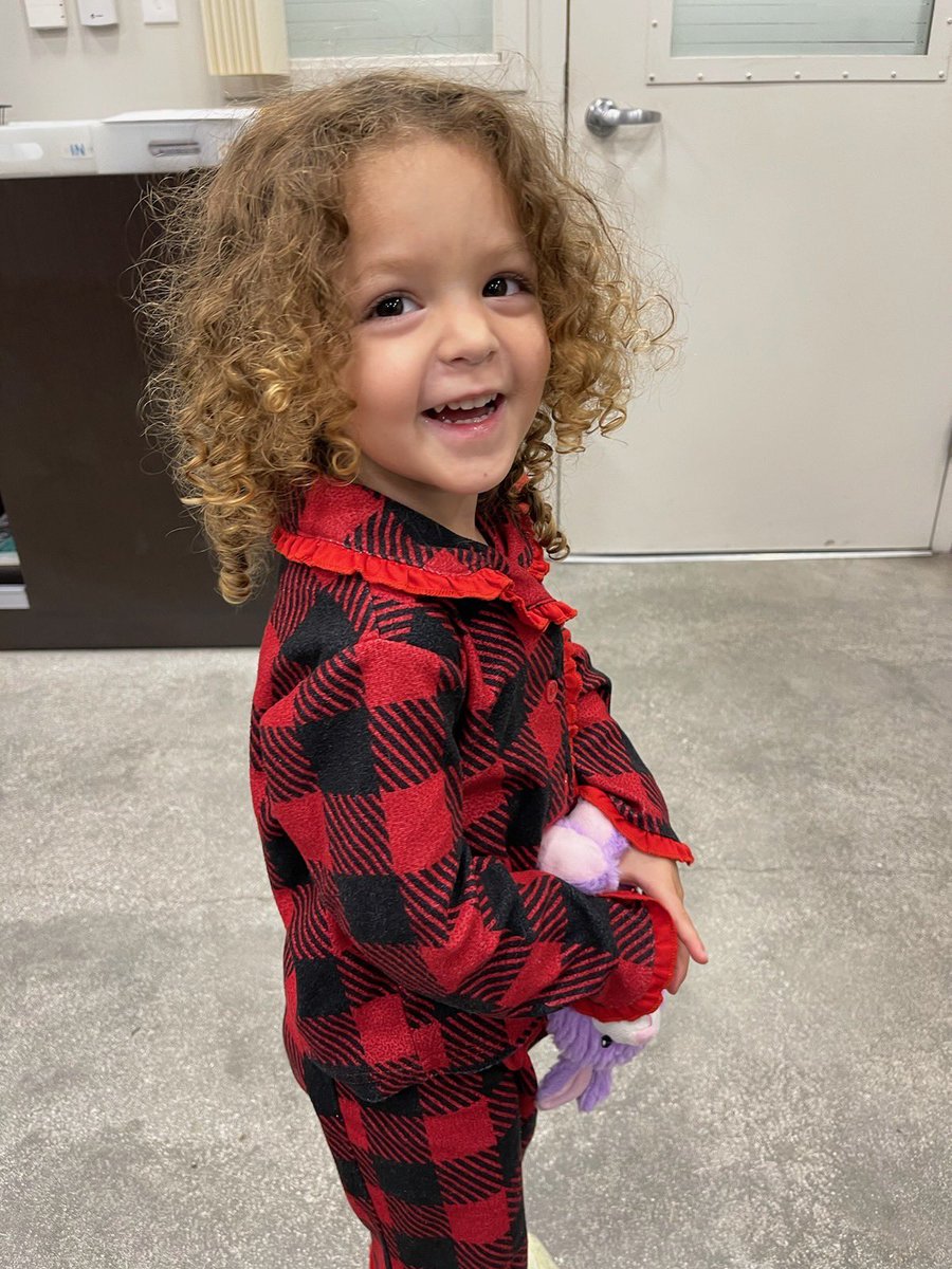 MiramarPD's tweet photo. This adorable little girl, who is approximately two years old, was found wandering in the Riviera Isles community at approximately 3:00 a.m. today. She is in good health and speaks Spanish. Anyone with information on this child’s identity should contact #MiramarPD at 954-602-4000, ext. 0. #Found