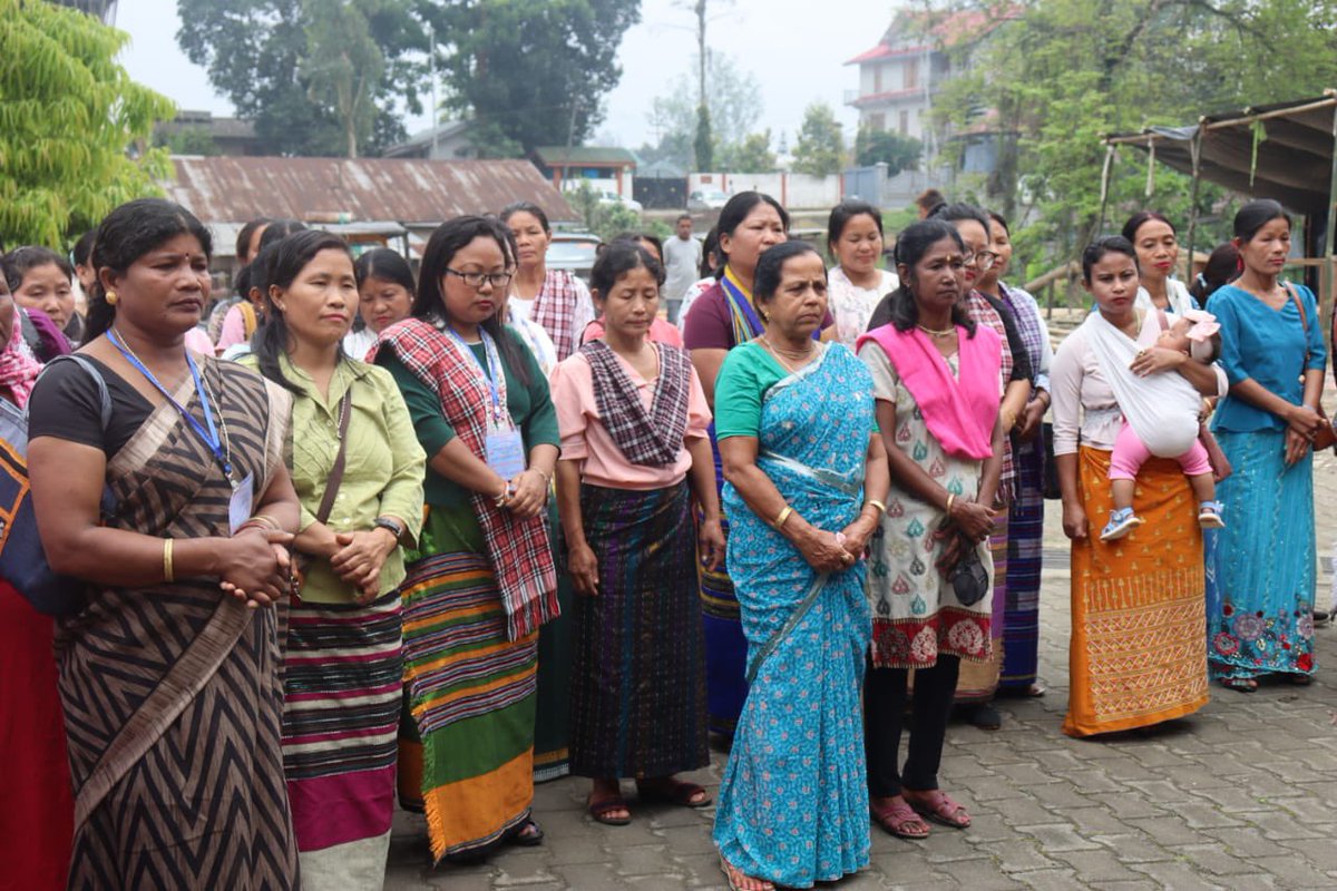 Laisam_Simai's tweet photo. Celebrated #InternationalLabourDay2023 atJairampur alongwith Workers of Nampong-Manmao-Jairampur in presence of ZPM Jairampur Jenny Longri, ZPM Nampong Deptoo Mungray other members from Itanagar.  Thank you President Binbom Eshi and GS Jamin Tikhak for wonderful arrangement. https://t.co/WVyv3eRbqj