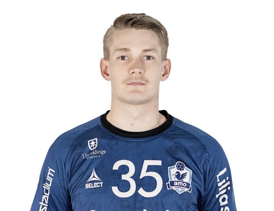 skanela's tweet photo. Nyhet: Gusten Montonen klar för Skånela IF. 💥

Skånela IF kan hälsa den finländske landslagsmannen Gusten Montonen varmt välkommen till Skånela IF. Gusten har skrivit ett avtal över två år och han kommer närmast från Amo HK

❤️🤍

Läs mer på vår hemsida/
https://t.co/BfCgg8dIsh https://t.co/6jKy3oVEsx