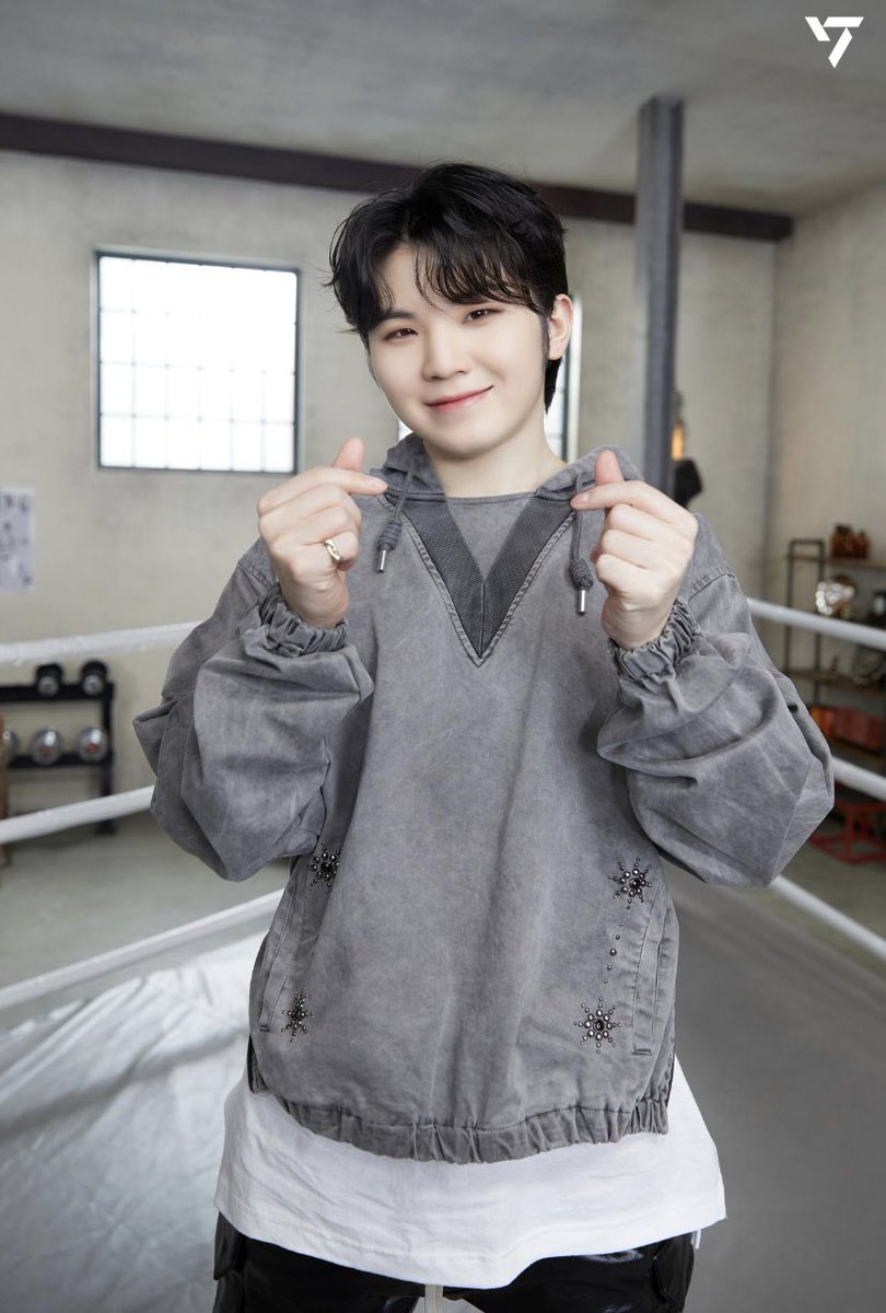 forjunhoon's tweet photo. Woozi https://t.co/DUnKTuSwRw