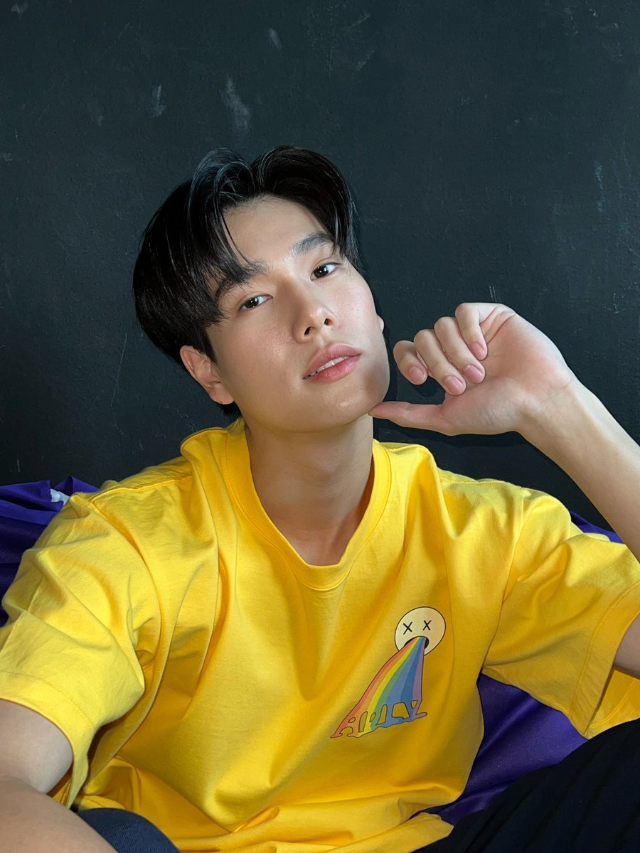 phuwintang tweet media