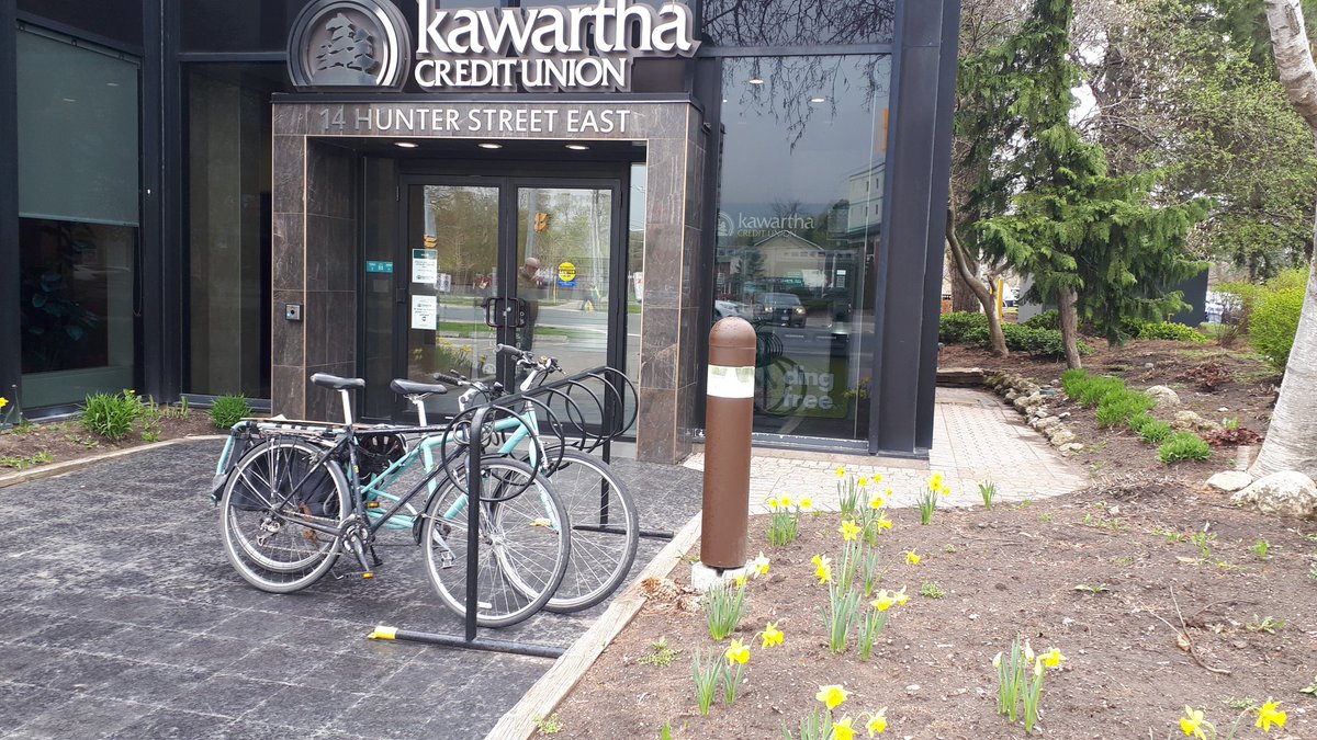 kawcanoe's tweet photo. Apparently I jumped the gun on the first day of #shiftinggears! It's today! Thank your retailer or service for providing quality bike racks in prominent locations. @KawarthaCU thank you for this lovely bike rack! @ptbogreenup https://t.co/8ZfJXFWROc