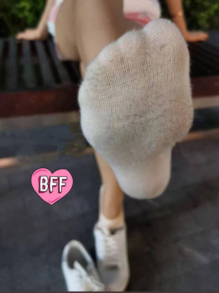 youya552's tweet photo. 主人可以把 jio jio 放进你的嘴巴里面吗？#同城交友 #足交 #四爱女攻男受 https://t.co/xd2bxxgg9e