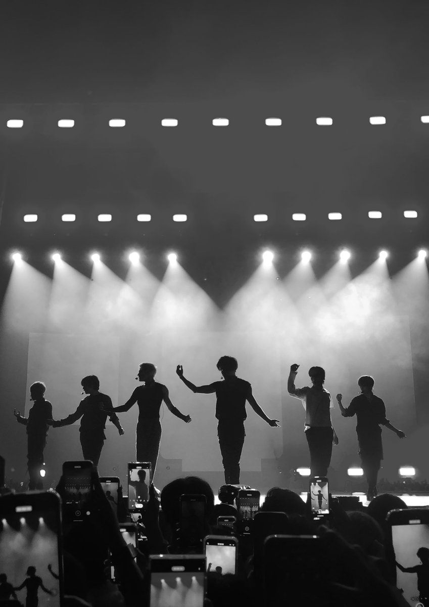 nct_menfess's tweet photo. Tebak2an siliet nct! dream dari kiri ke kanan siapa ajaa ada yg bisa tebak nggaa?? https://t.co/TchiMedTe7