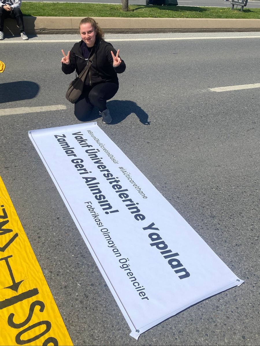 ahmetka50145370's tweet photo. #biruniokulücretinidüşür https://t.co/douIp21SYn