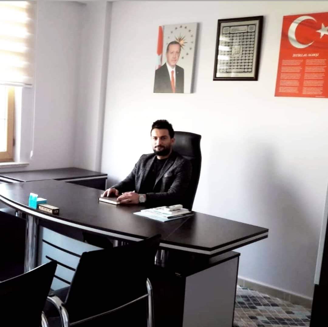 ikbldrs's tweet photo. Ülkemizin ve milletimizin istikbali için çalışan, işçi kardeşlerimizin 1 Mayıs Emek ve Dayanışma Günü kutlu olsun.
#1MAYIS https://t.co/gEG3NLxnRu