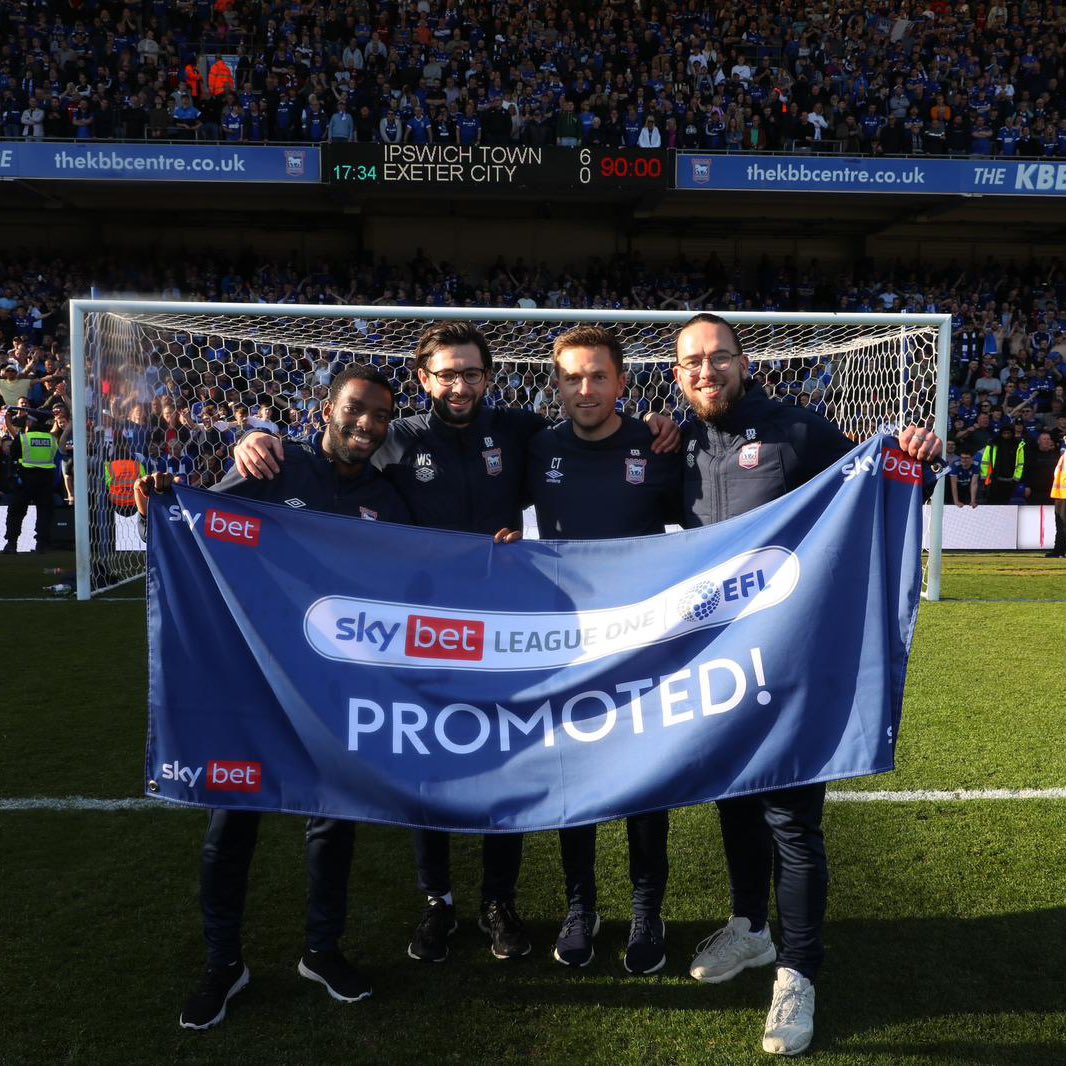 IpswichTown's tweet image. 👏 An appreciation post for our analyst department.

These guys work tirelessly behind the scenes.

#itfc