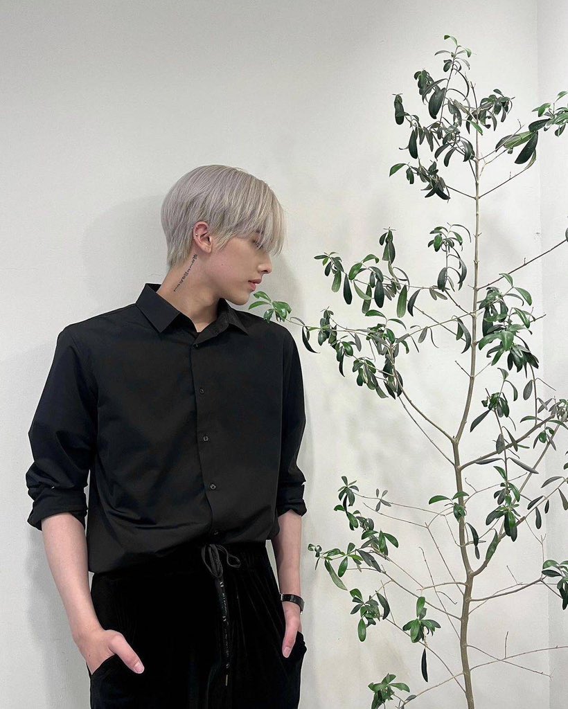 คุยเรื่องไรกัน