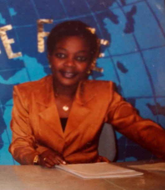 Bonne  #FeteDuTravail2023  à ceux qui travaillent durement et dignement. Mes débuts à #teletchad #journaltelevise #20heures