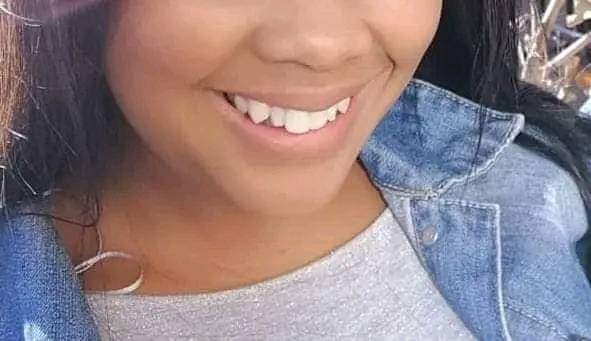 ThabisoDS's tweet photo. Bese ku na laba 👇🏿👇🏿 https://t.co/NhS3JFM6TA