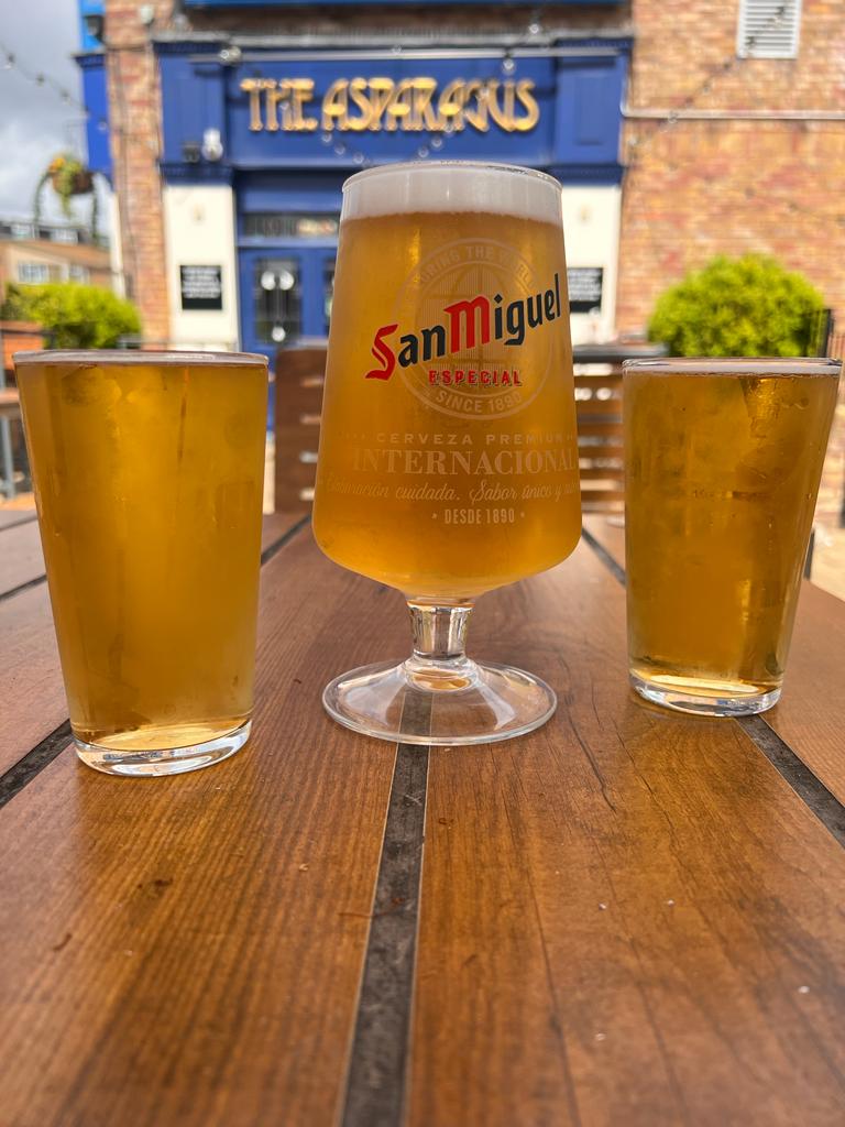 Chelsea Dan on Twitter "Me and mongsley in our favourite Spoons in