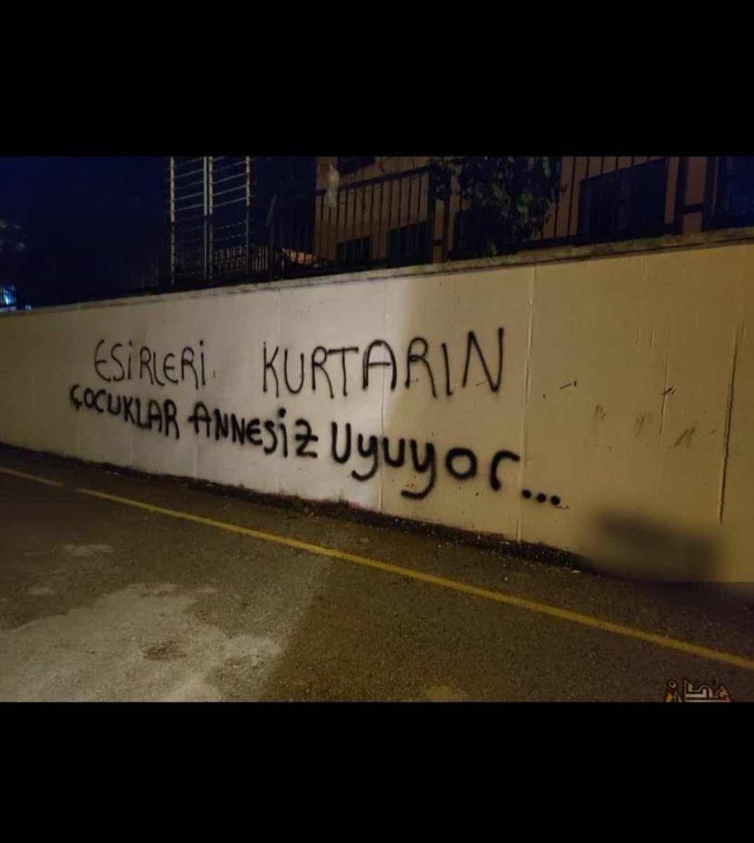 sema_47_'s tweet photo. Stopp the oppsession at baghdad rusafa
Çocukların Annesiz Uyuyor
Children Miss Their Moms
#Ajax #hasancankaya #새시대로기억될_르세라핌 #CountdownToDeath #1MAYIS #BJKvGS https://t.co/d9Q8gSCePv
