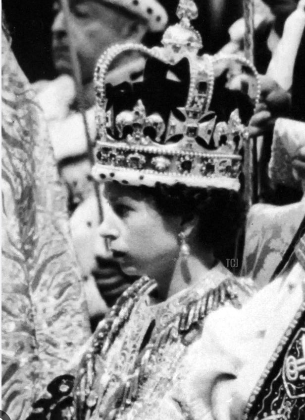 Calling all #teachers #headteachers this kids podcast is a wonderful - pun intended - resource during the #Coronation week. DYK #stedwardscrown is as heavy as a newborn baby?