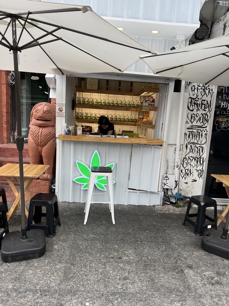 backpacklife's tweet photo. Out with the old and in with the new. Thailand’s recent relaxation of Cannabis laws has resulted in a sudden surge in weed shops. A bit of a gamble as the law is still controversial and may be reversed. Can they really put the genie back in the bottle? #travel #bangkok #thailand https://t.co/XIuYFaua2Y