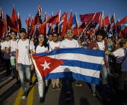 AlmaCamila1985's tweet photo. Felicidades a quienes que ante cada problema, buscan con resistencia creativa, varias soluciones. A esos resilientes de la vida, a los que no se rajan. A los Trabajadores de CUBA 
#ALaPatriaManosYCorazon 
#HolguinSi https://t.co/RvynAsJh2z