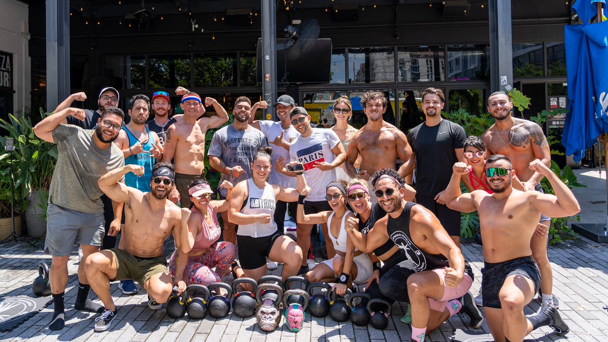 kbsandbeers's tweet photo. WYNWOOD MIAMI YOU ROCK!🍻🙌🏽 #wynwood #miami #kettlebell #beers https://t.co/QHXGYdNM9I