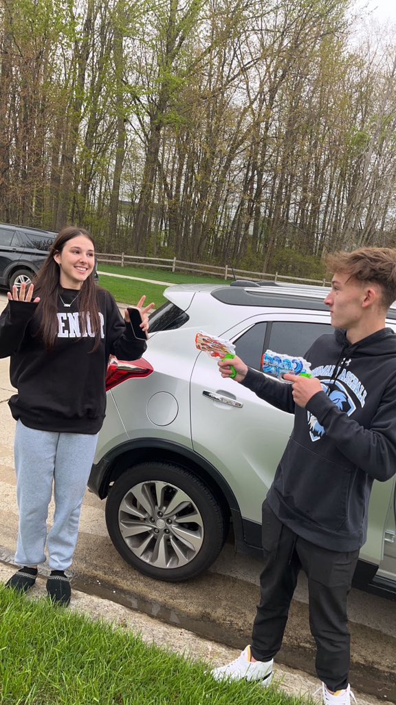 dhswaterwars23's tweet photo. ANOTHER ONE THIS MORNING 

Dylan Mauer from Jehovahs Wetnesses eliminated Liz Randall from Hydromen https://t.co/Dh1kGZqwaZ