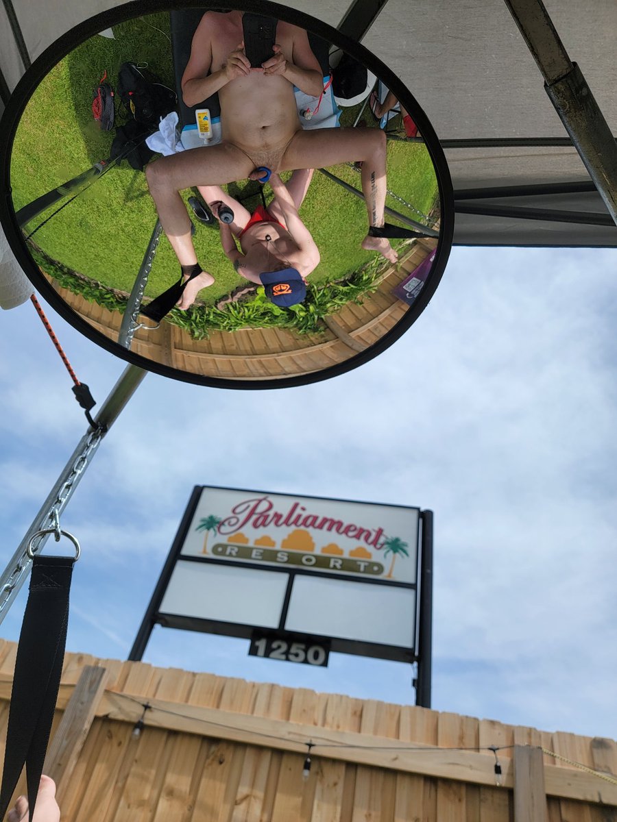 TommyNT9's tweet photo. It was a FFUN weekend @fist_fest #SpringFfling with @DepthVortex @muscleFFbear and great to make so many new FFriends. https://t.co/zIAyMaccr6