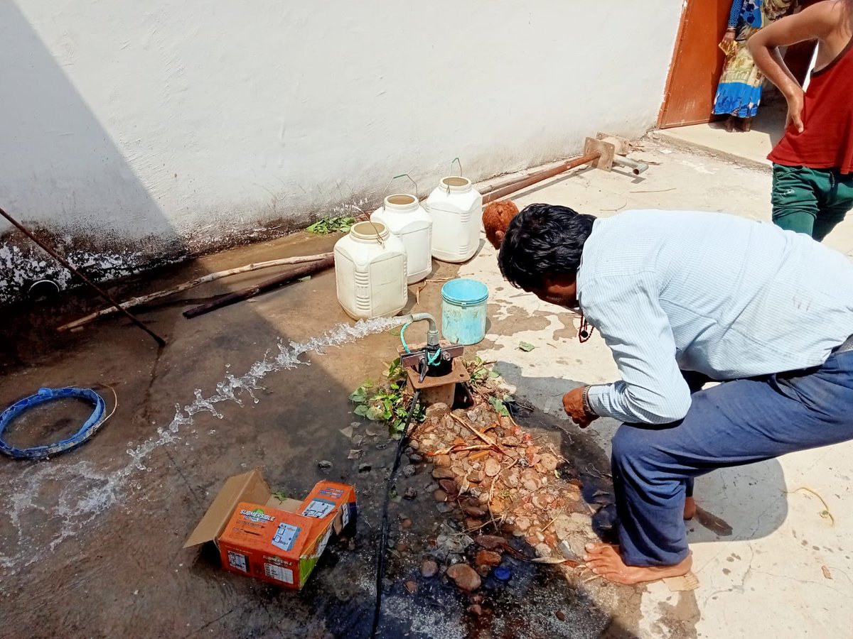 HwcModel's tweet photo. Pumping Relief!  
Water supply was a major issue for Gadi Padariya HWC, Panna district. After the CHO &amp; CInI's joint efforts, supported by district stakeholders, it is the first facility to have a 24*7 water supply. They have their own well and a water pump installed in the HWC. https://t.co/IpfVp49zkz