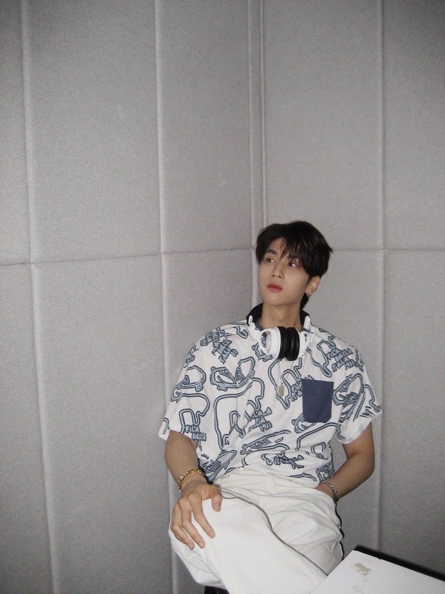 dunknatachai's tweet photo. มองนานๆ https://t.co/K9jVHK4WFj