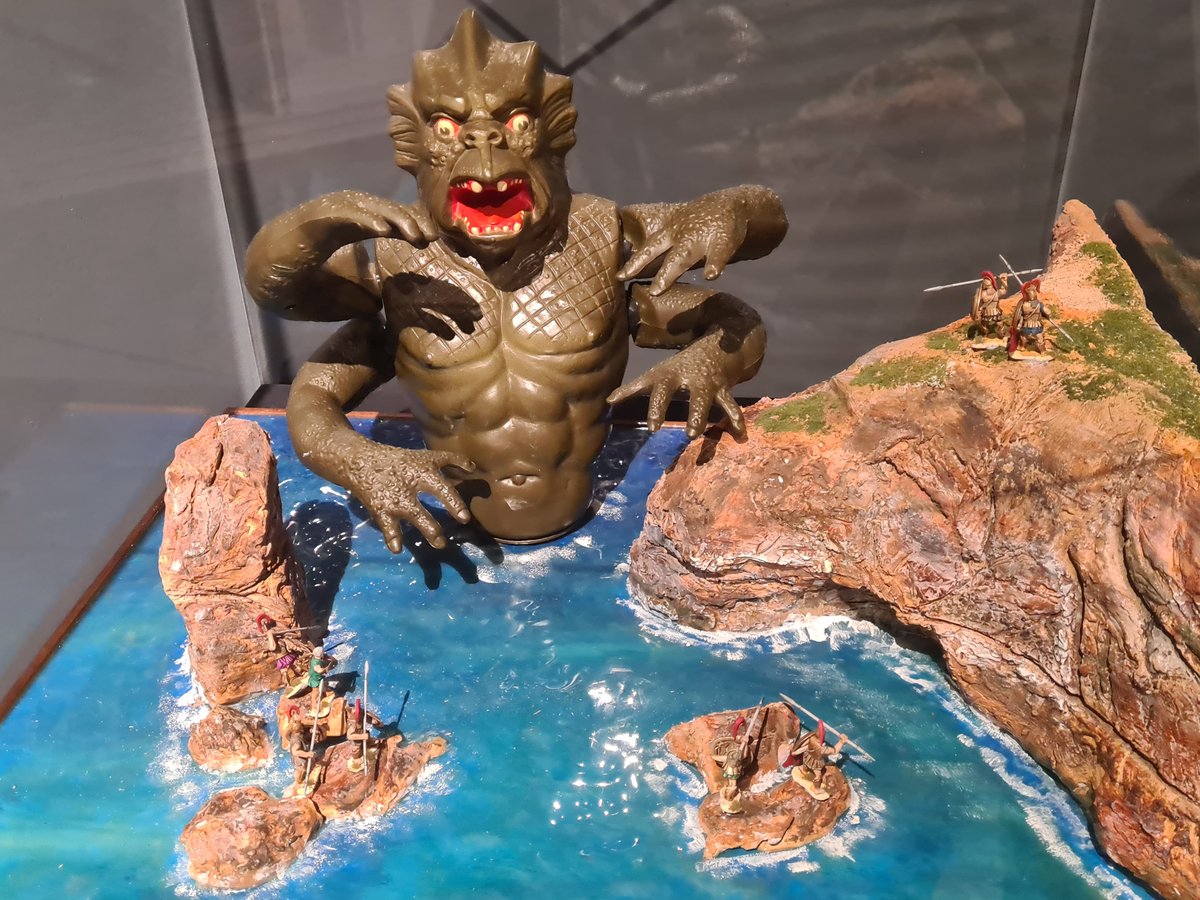mooncat75's tweet photo. "Release the Kraken!" Which incidently is what I say every time I take my bra off after a long day #monsterofthedeep @DockyardChatham https://t.co/AFFBCxK2pk