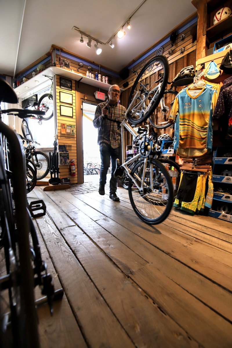 1 - your bike isn't working. 2 - bring us your bike. 3 - we make your bike work better than ever. 4 - you're happier than you've ever been 😎

#AthensCyclePath #GetThereByBike #BikeAthensOhio #Bikes #Cycling #AthensOhio #VisitAthensOhio #NewBikeDay #BikeShop #BikeMechanic