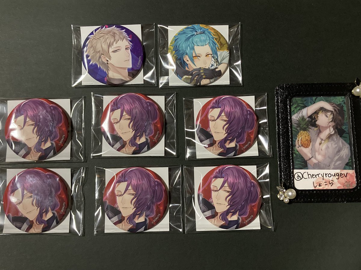 Cherryrougev's tweet photo. 【交換/譲渡】ブラスタ タワレコ ブライダル 缶バ アクスタ

譲)缶バ:リンドウ、モクレン、シン、銀星、＊(真珠、ギィ、大牙)
＊(アクスタ:モクレン、大牙、吉野、ギィ、ソテツ)

求)ミズキ、ケイ(Run>FL)、晶(月影>Kiss) ＊友人分含
＊は譲渡可

詳細は各ALT参照
手渡し可能日はプロフ参照 https://t.co/aPgYyz1XZV