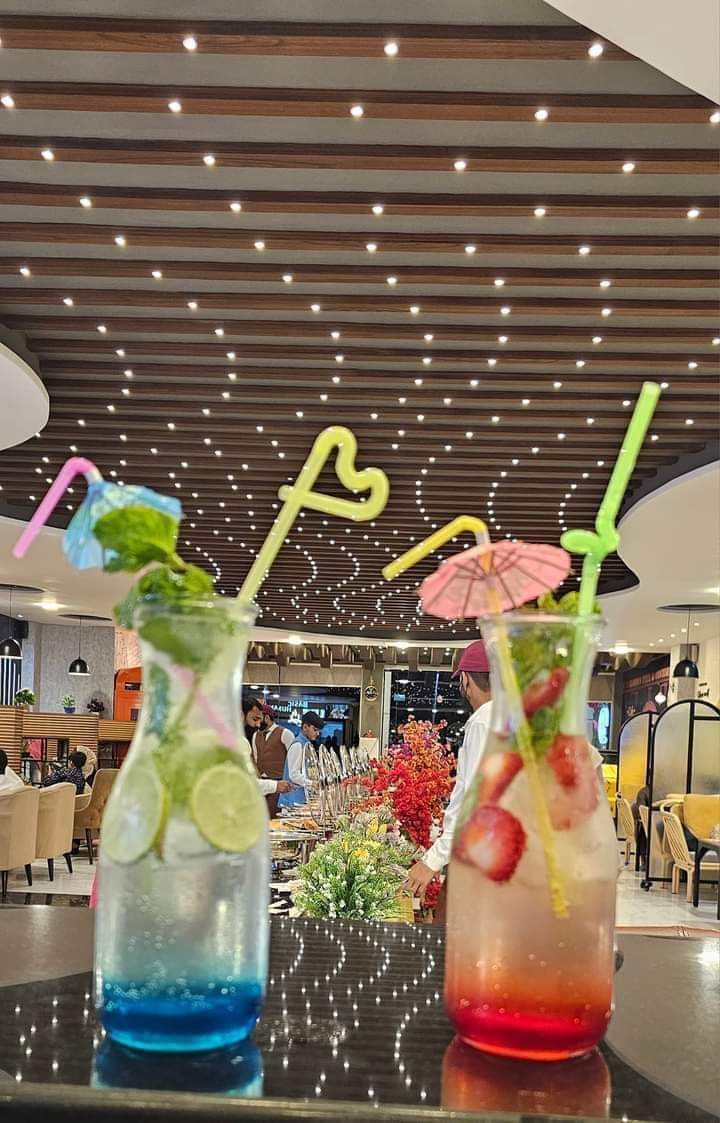 مجھے اُسکی آواز کا مرہم چاہیے

اُسے کہو نہ میرا نام پُکارے...!!!
#LabourDay 
#اردو_زبان 
#قومی_زبان