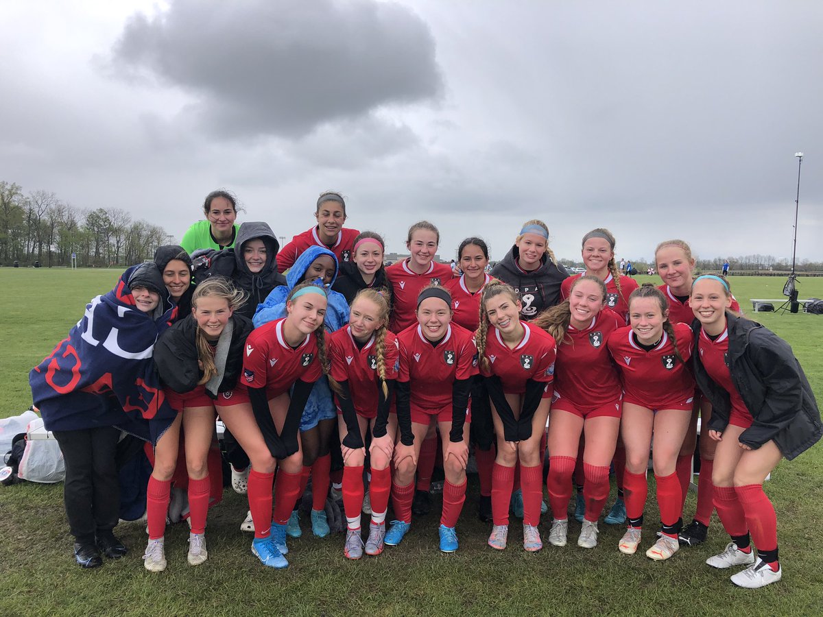 DPACobras's tweet photo. 07 Girls Showcase had a good weekend on and off the field at Crossroads going 2-1 in the top division. 3-0 win v NWI; 0-2 loss to Indiana Fire North; 2-0 win v Indiana Fire South ECNL #DPACobras #DPAFamily #ForThePlayers https://t.co/Ne93QCO7Of