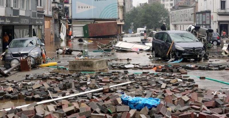 XRNamur's tweet image. #QuestionRebelle ouverte.
Ce qu'on appelait "Catastrophes naturelles" avant, quel nom leur donnerais-tu désormais?