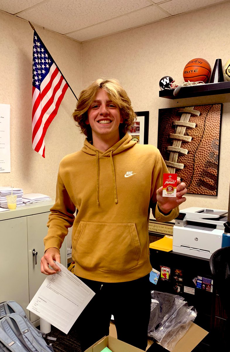 Panthers_AD's tweet photo. Congrats to Brett Eckhelbarher for earning an @IHSAA1 sportsmanship pin! Brett was recognized for displaying exemplary sportsmanship while catching. https://t.co/Os7jxf0Ht1