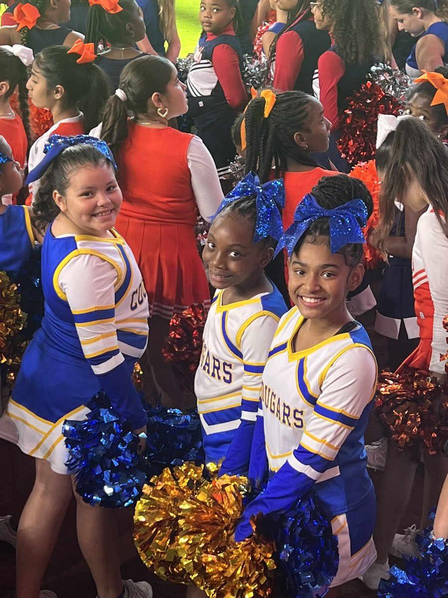 MacKenzie Robbins tweet media