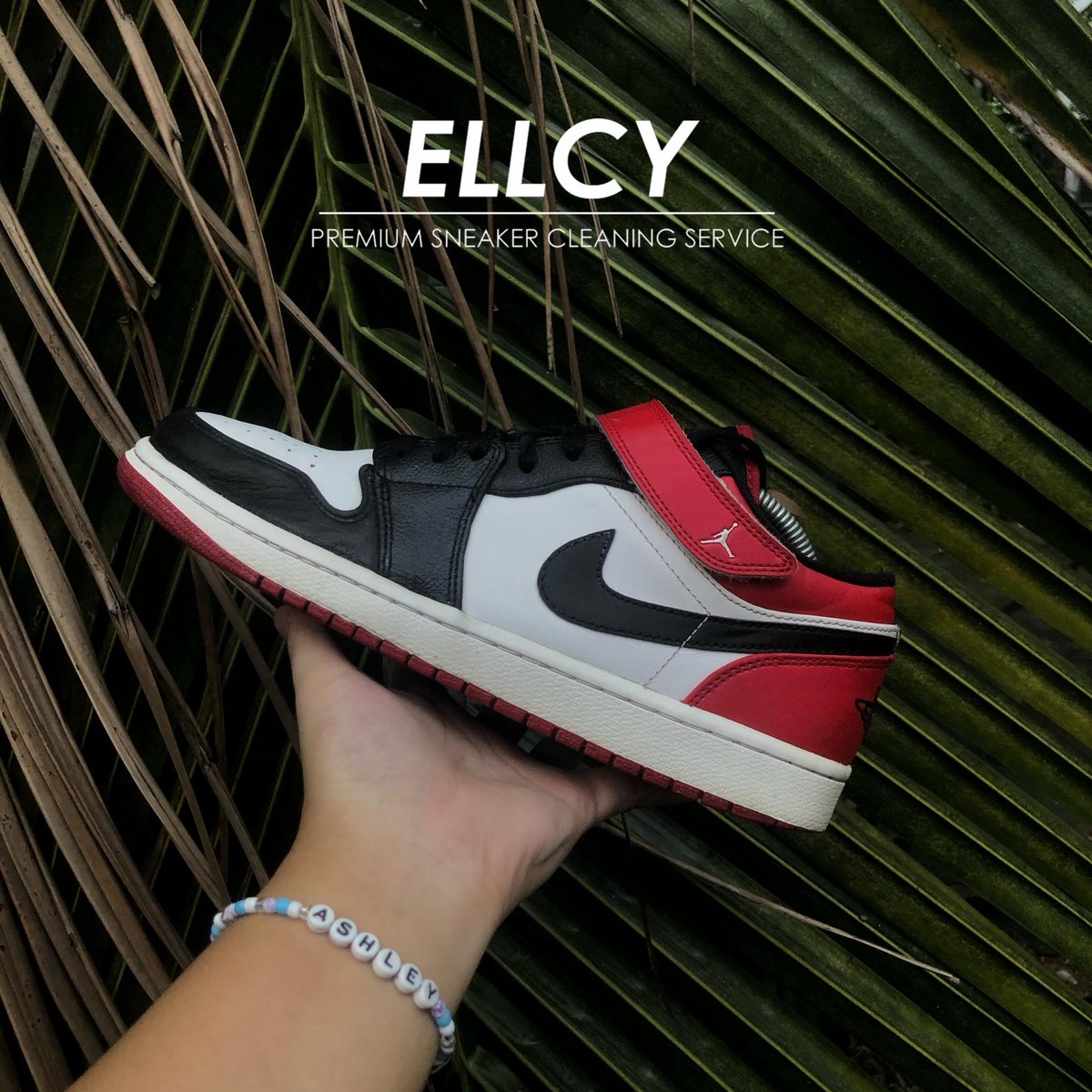 ellcypremiumscs's tweet image. Happy Labor Day! Celebrate the holiday by treating your sneakers to a premium cleaning with Ellcy. Sit back and relax while we take care of the hard work, so you can step out in style with fresh kicks.
#ellcypremiumscs #sneakercare #sneakers #sneakercleaning #sneakerhead