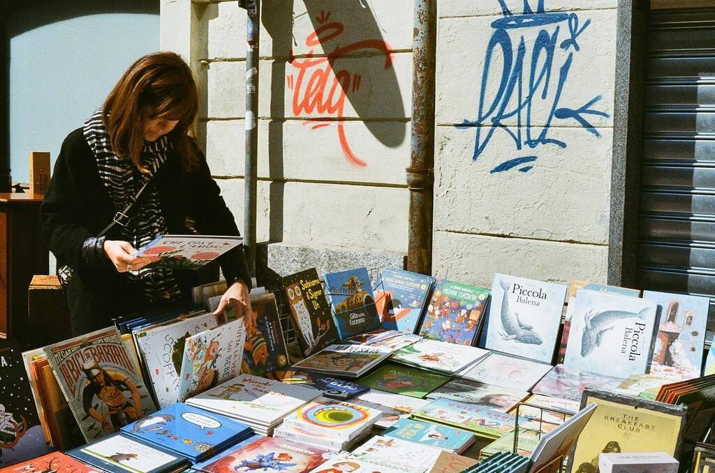 gian_gonella's tweet photo. Una favola per non smettere di essere un po’ bambini
⁠
🎞️ Lomography Color Negative 400 ISO
⁠
#lomocn400 #lomo400 #lomography #igtorino #filmphotomag #analogic #torinoèlamiacittà #negativemag #thefilmrenaissance #lestradeditorino #filmlifemagazine #i… https://t.co/YEEpqHN40C https://t.co/VI4ugcrsNZ