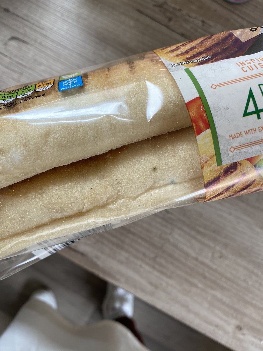 barnesy_82's tweet photo. Oh come on @AldiUK , this is the third time I’ve bought stuff from you and it’s gone mouldy before or on the ‘best before’ date. It’s so not cool when things are expensive enough! https://t.co/1UWRaUh62e