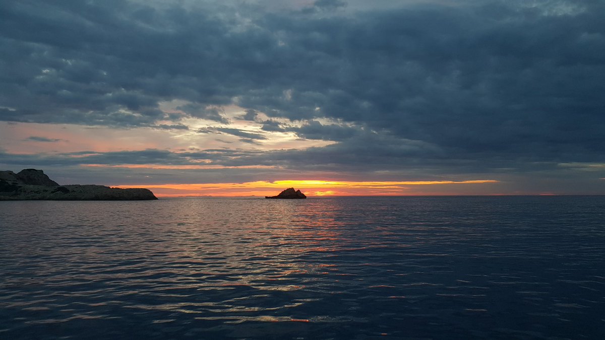 Dia de contrastos a la mar.