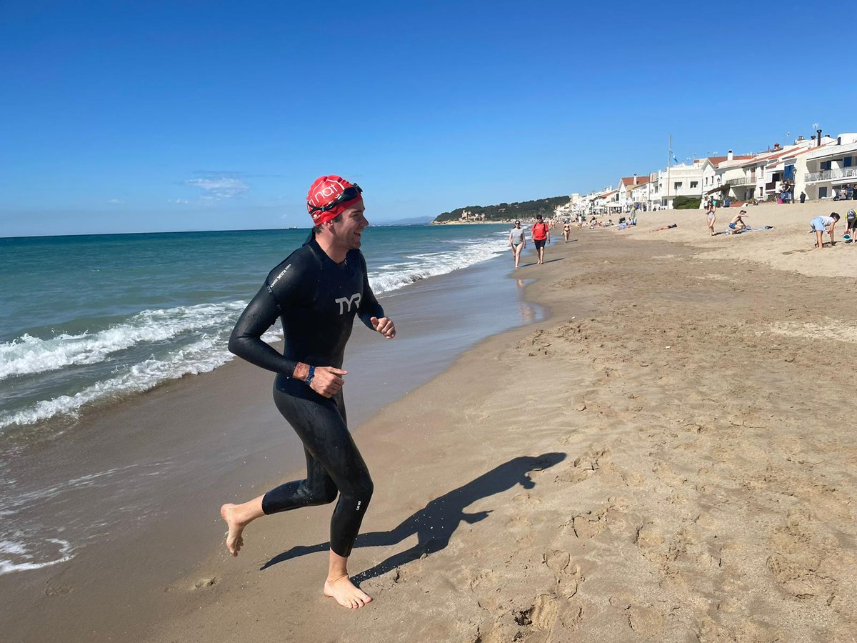 jaumesh5's tweet photo. Campus de triatló #TrinatExperience amb sintonia i meravellats d'#Altafulla, "clara-mente" tornaran. https://t.co/iOaaFOeIIz