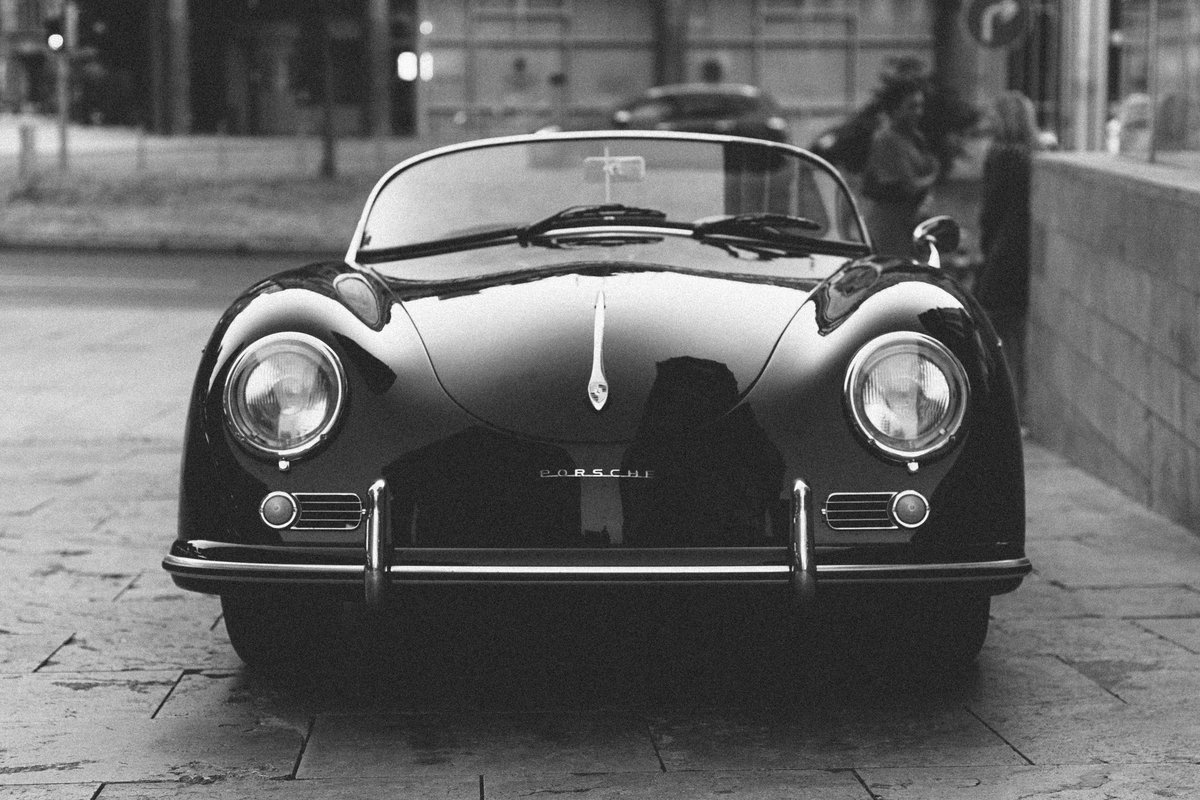 maakdesigner's tweet photo. #Porshe530 🔥🔥🔥
#Porshe  #PORSCHEMOTORSPORT #Automotive #Cars #PorscheMuseum 
#AutomotivePhotography
#CarEnthusiast #Carlife
#Driving #AutoNews 
#CarReviews #Motorsports
#Racing #ClassicCars
#vintagecars https://t.co/bMrWEqpCAt