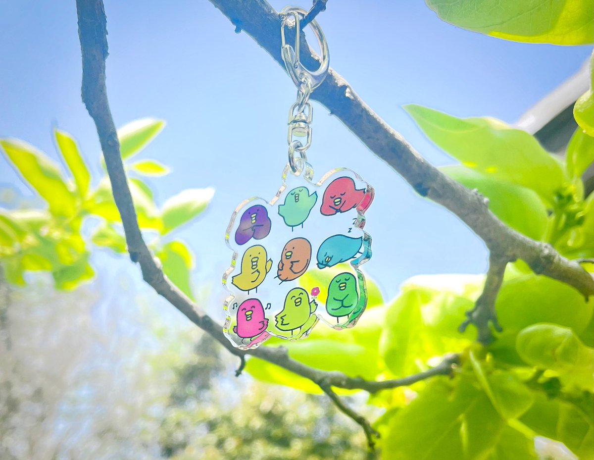 庭の柿の木に吊るしました https://t.co/B2XNzHDZ30