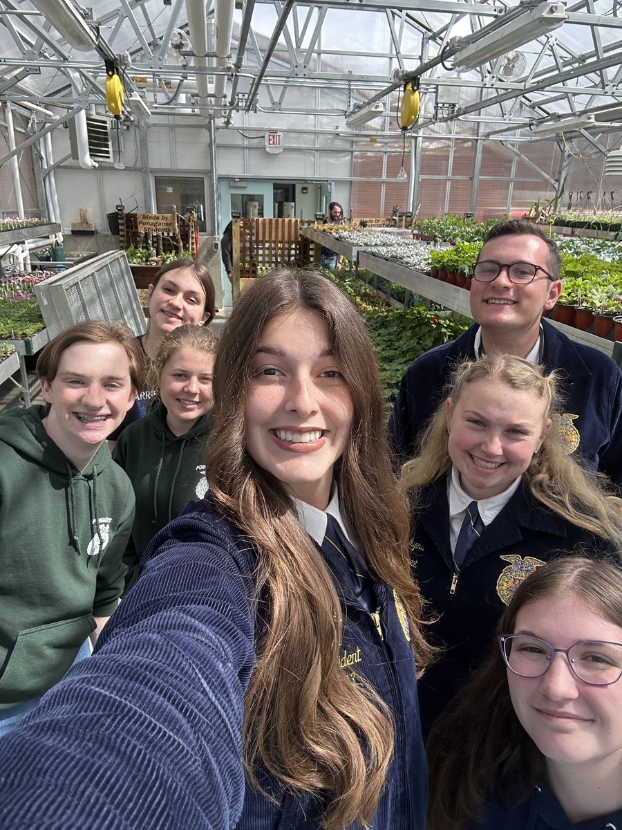 KarstynC's tweet photo. Spending time with Rhode Island FFA seeing a ton of Rhode Island Red chickens, maple syrup &amp; green house FFA projects!!! https://t.co/Ox01NHEUGw